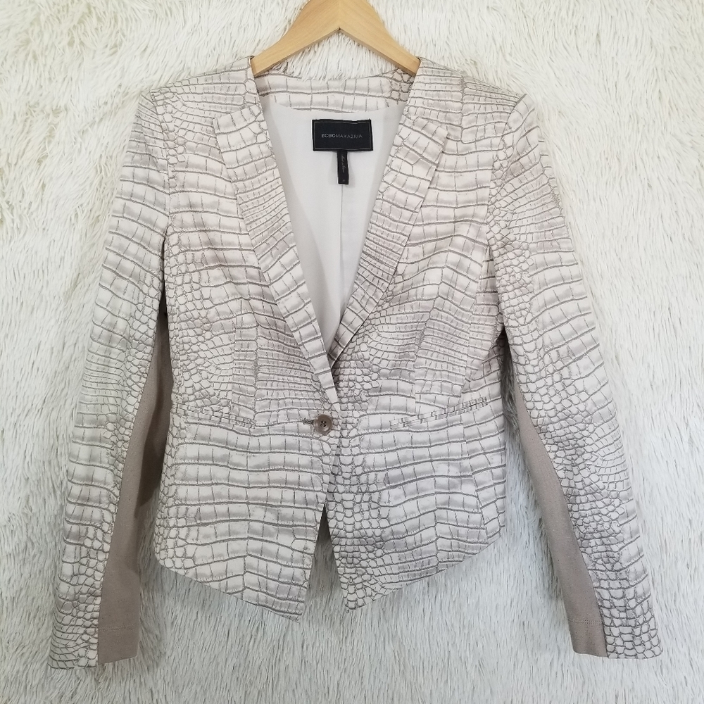 BCBG MAXAZRIA REPTILE SNAKE CROPPED BLAZER JACKET